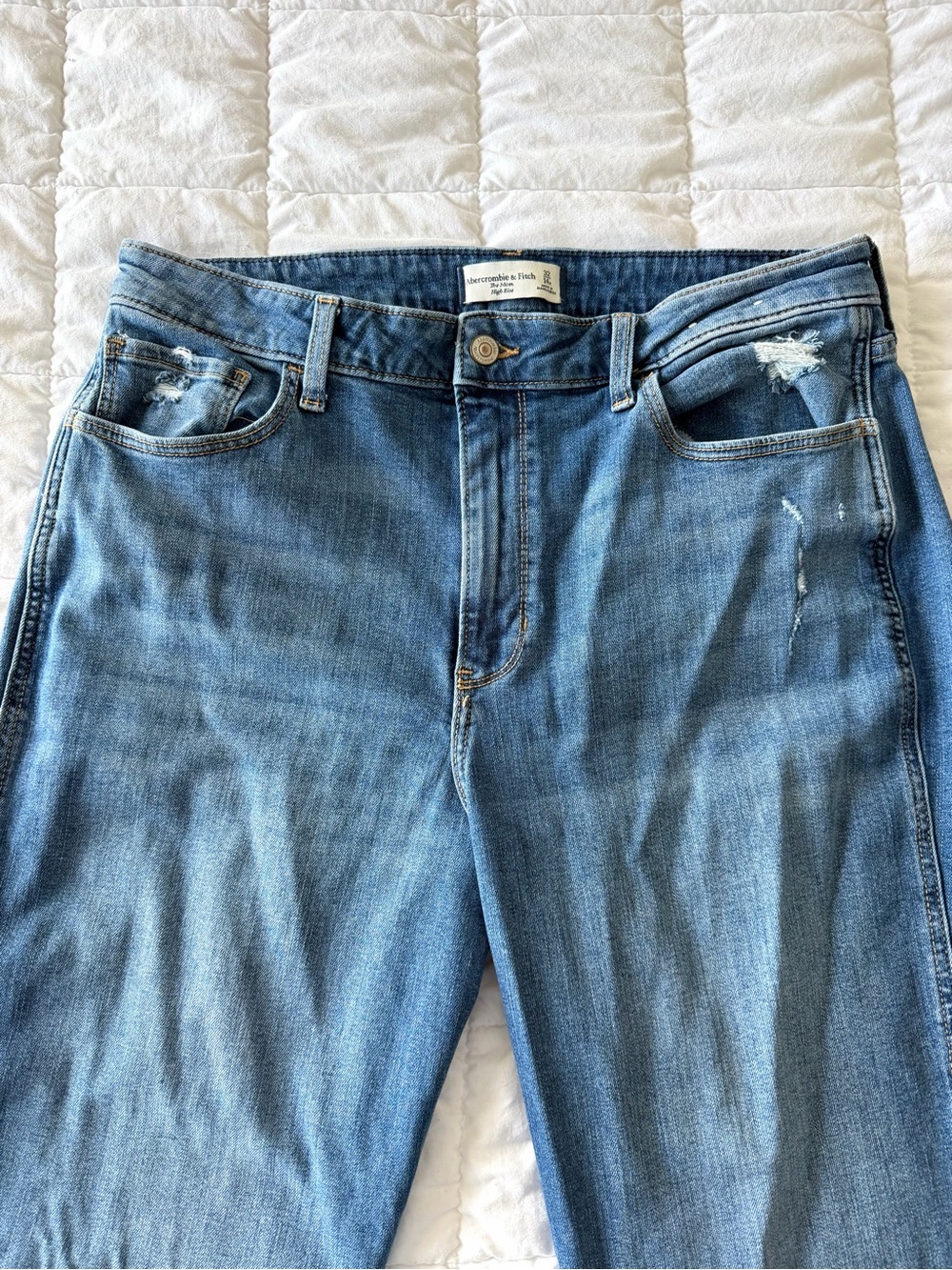 Abercrombie & Fitch ‘The Mom High Rise’ Medium Blue Straight Jeans